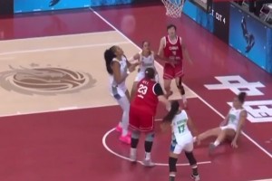 3次进攻2次弹飞对手倒地🤣刘禹彤首节替补登场连得6分